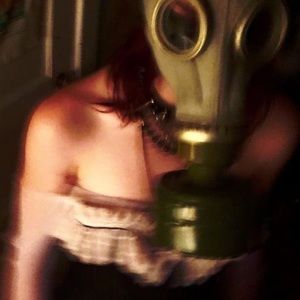 Meet your Posher, Karis